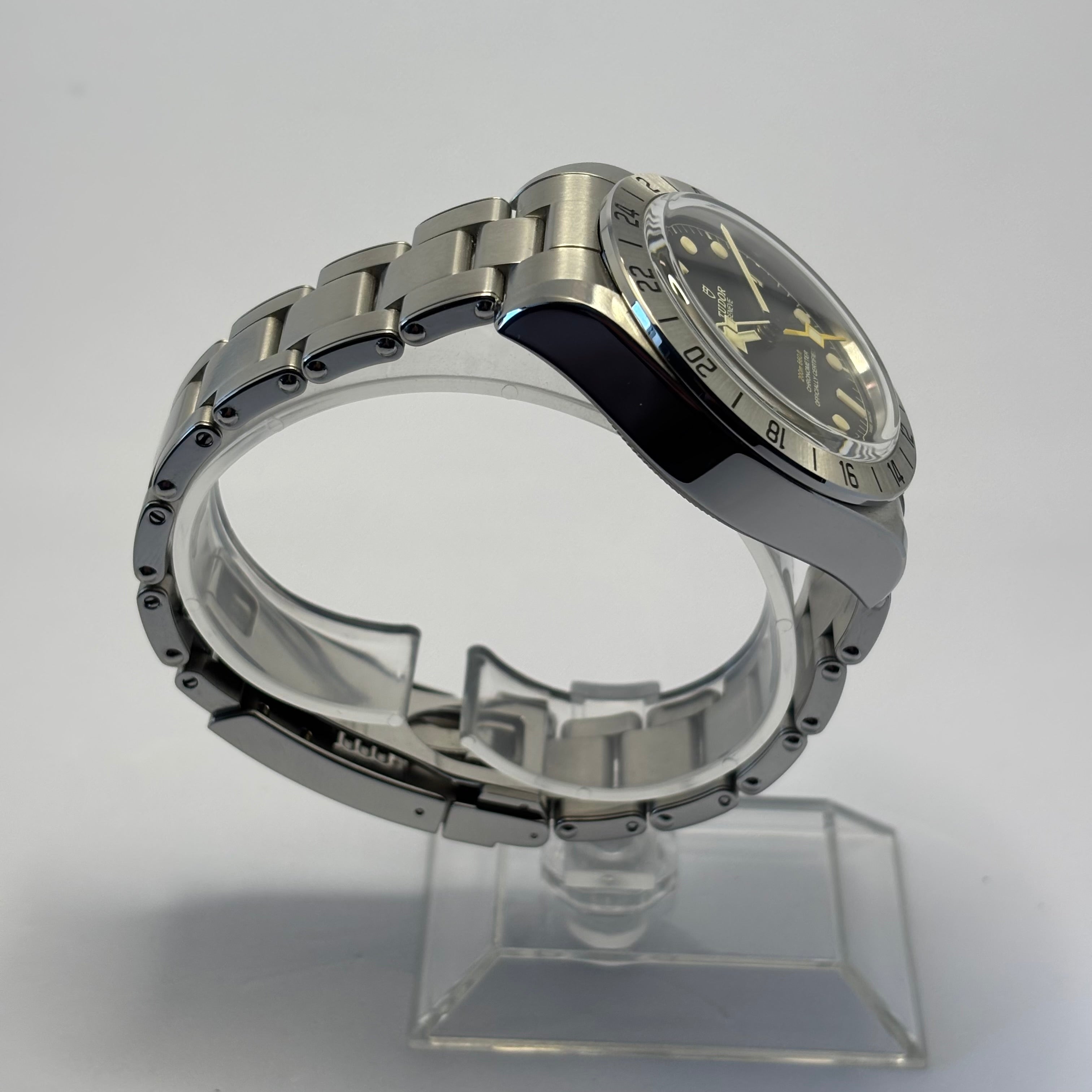 Tudor Black Bay Pro - M79470-0001 - Black - 39mm - 2022 - Full Set - In Warranty