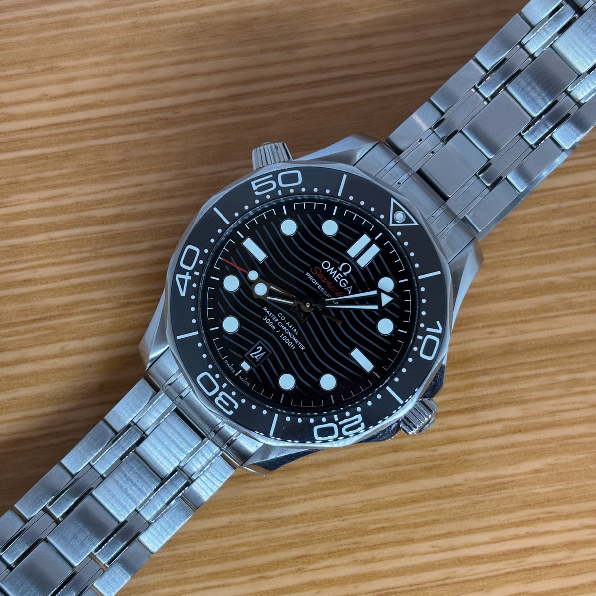Omega Seamaster 300M - 210.30.42.20.01.001 - Black - 42mm - 2021 - Full Set