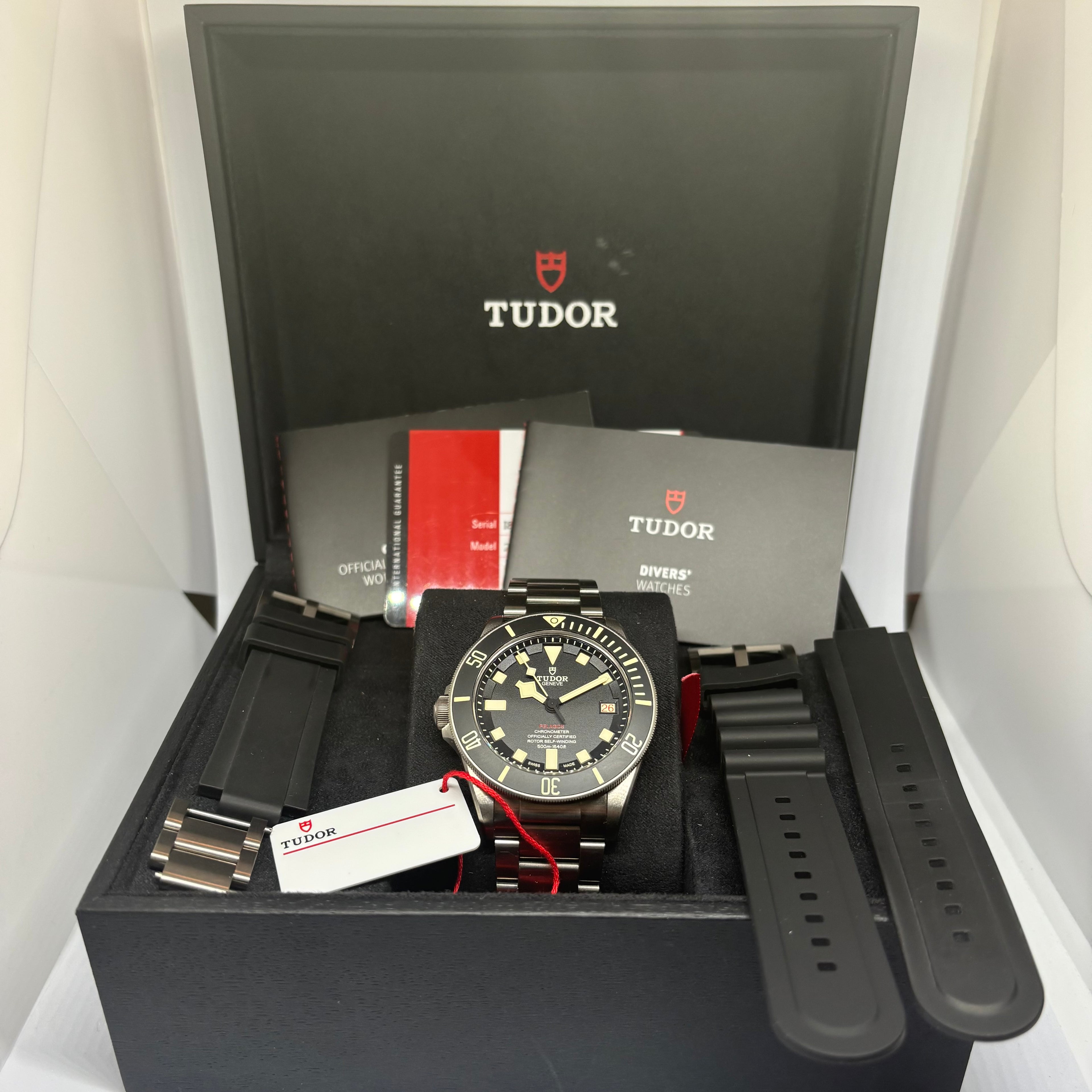 Tudor Pelagos LHD  - M25610TNL  - 42mm- 2019 - Full Set With Additional Strap