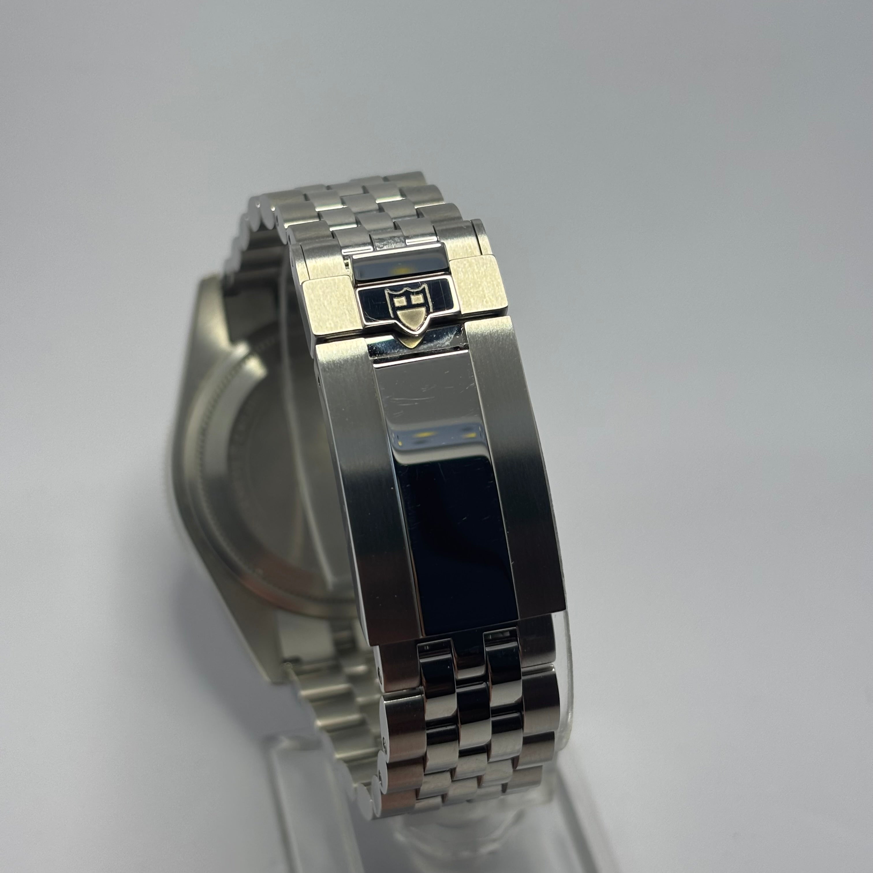 Tudor Black Bay Burgundy METAS - M7941A1A0RU-0003  - 41mm - 2023 - Full Set - In Warranty