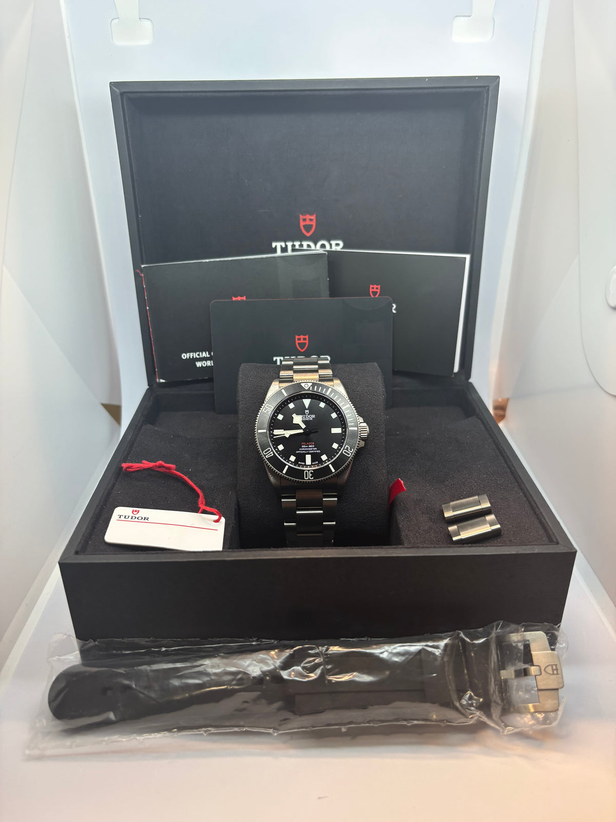 Tudor Pelagos 39 - M2547N - 2023 - Full set - In warranty - Rubber Strap - Black