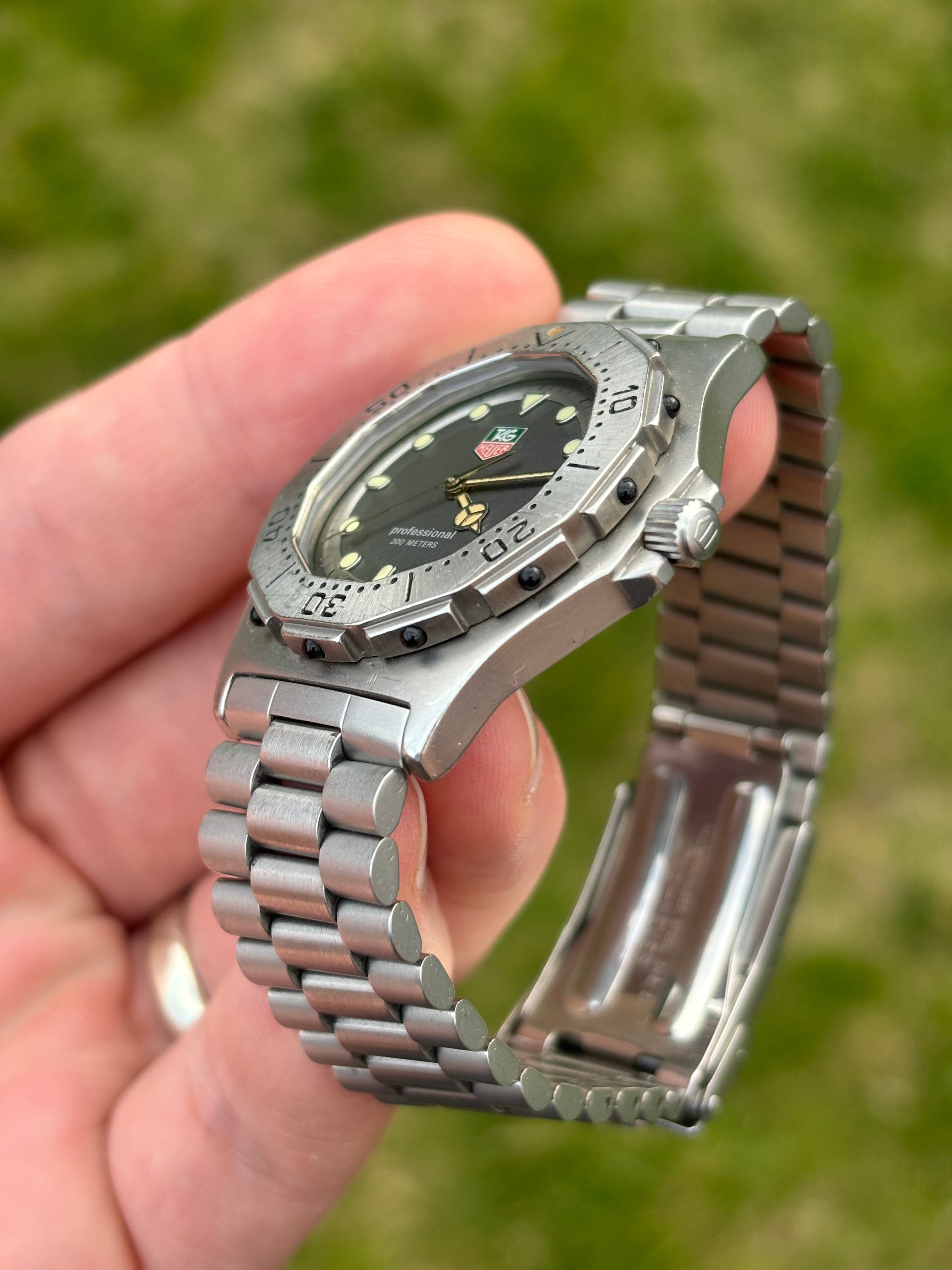 Tag Heuer Professional 3000 932.606 Full Size Model