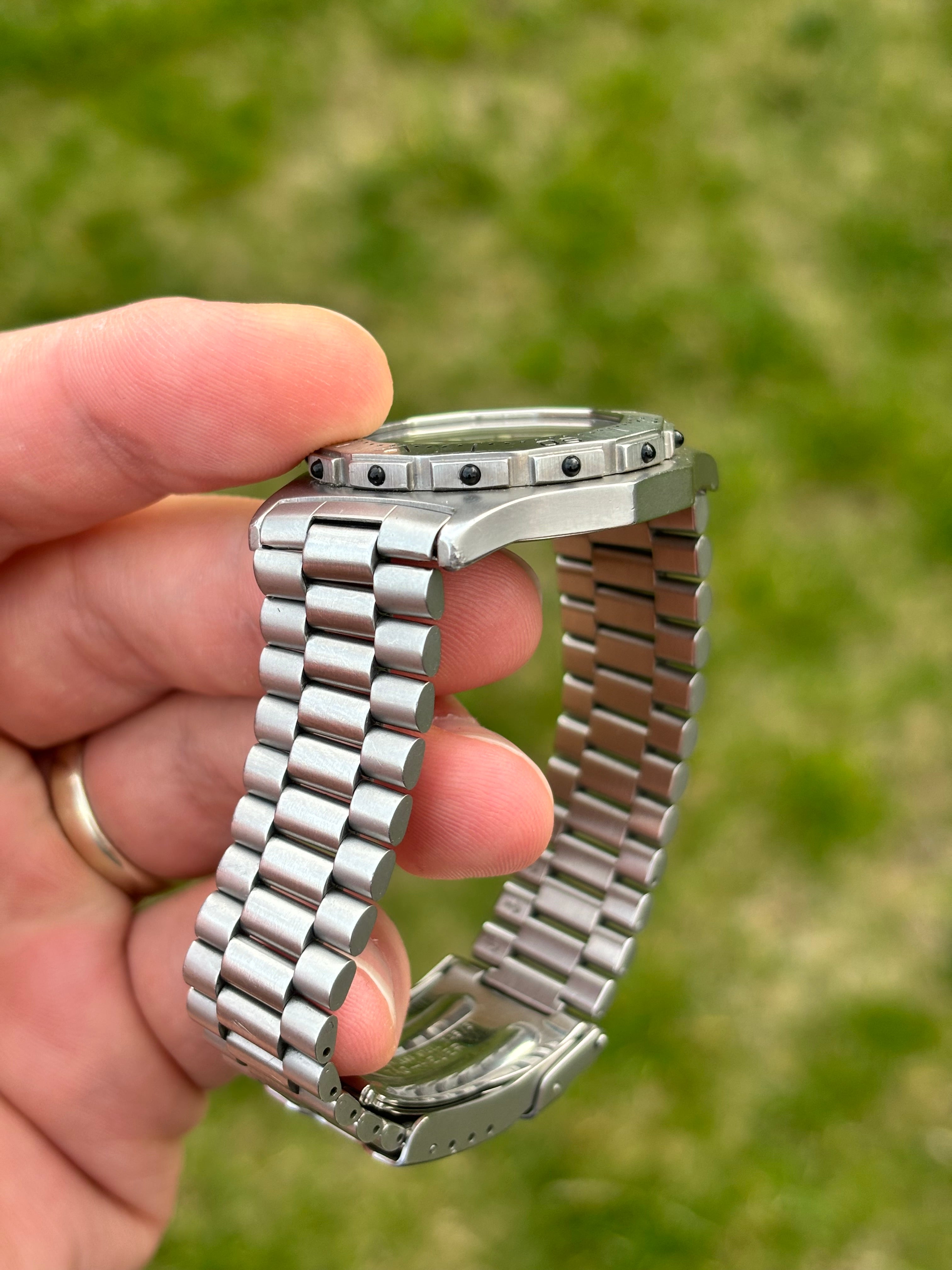 Tag Heuer Professional 3000 932.606 Full Size Model