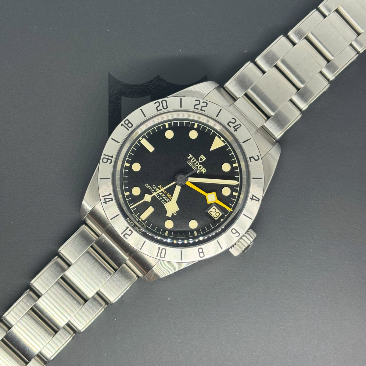Tudor Black Bay Pro - M79470-0001 - Black - 39mm - 2022 - Full Set - In Warranty