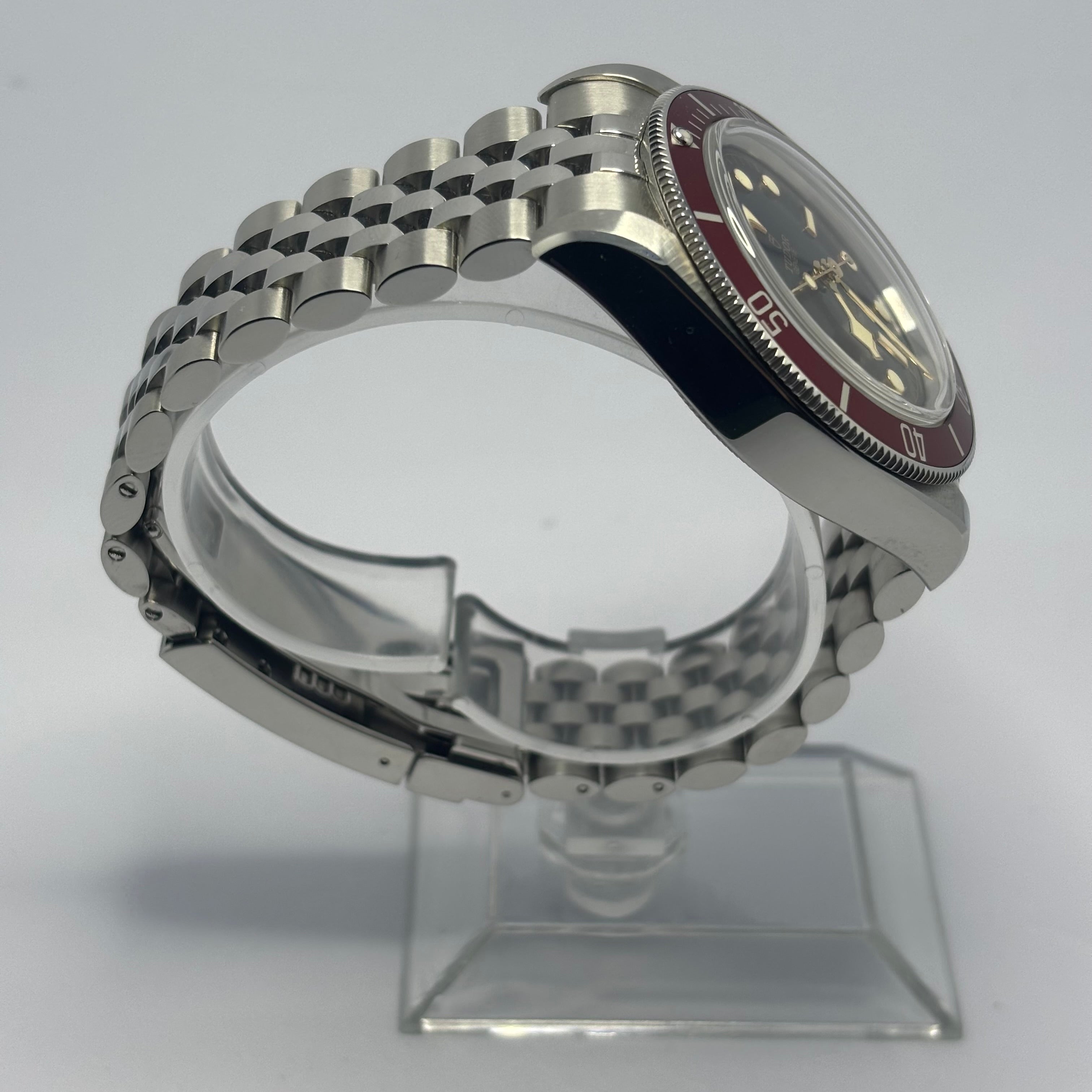 Tudor Black Bay Burgundy METAS - M7941A1A0RU-0003  - 41mm - 2023 - Full Set - In Warranty
