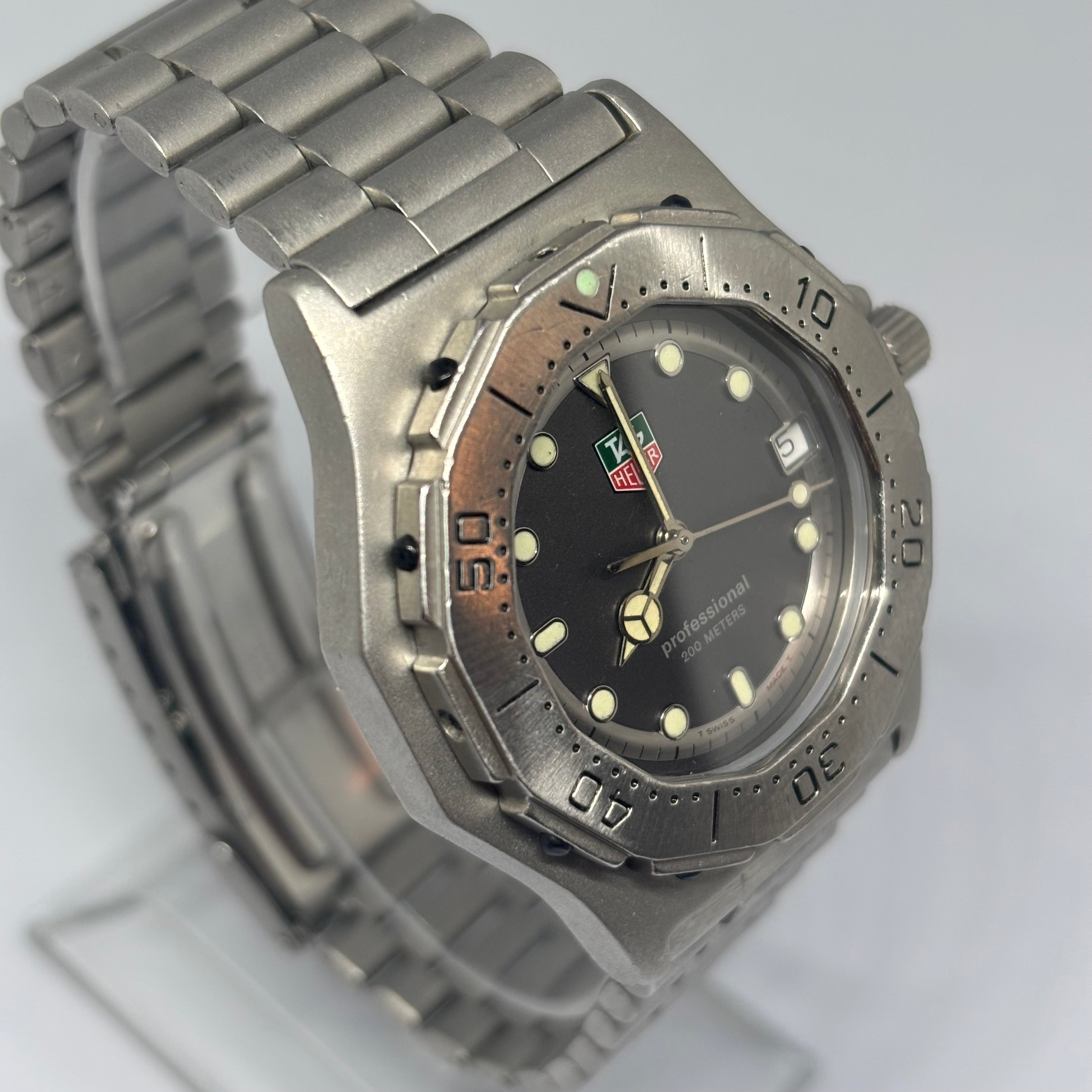 TAG Heuer 3000 Professional - 932.206 - Grey Dial - 38mm - c.1988–1990