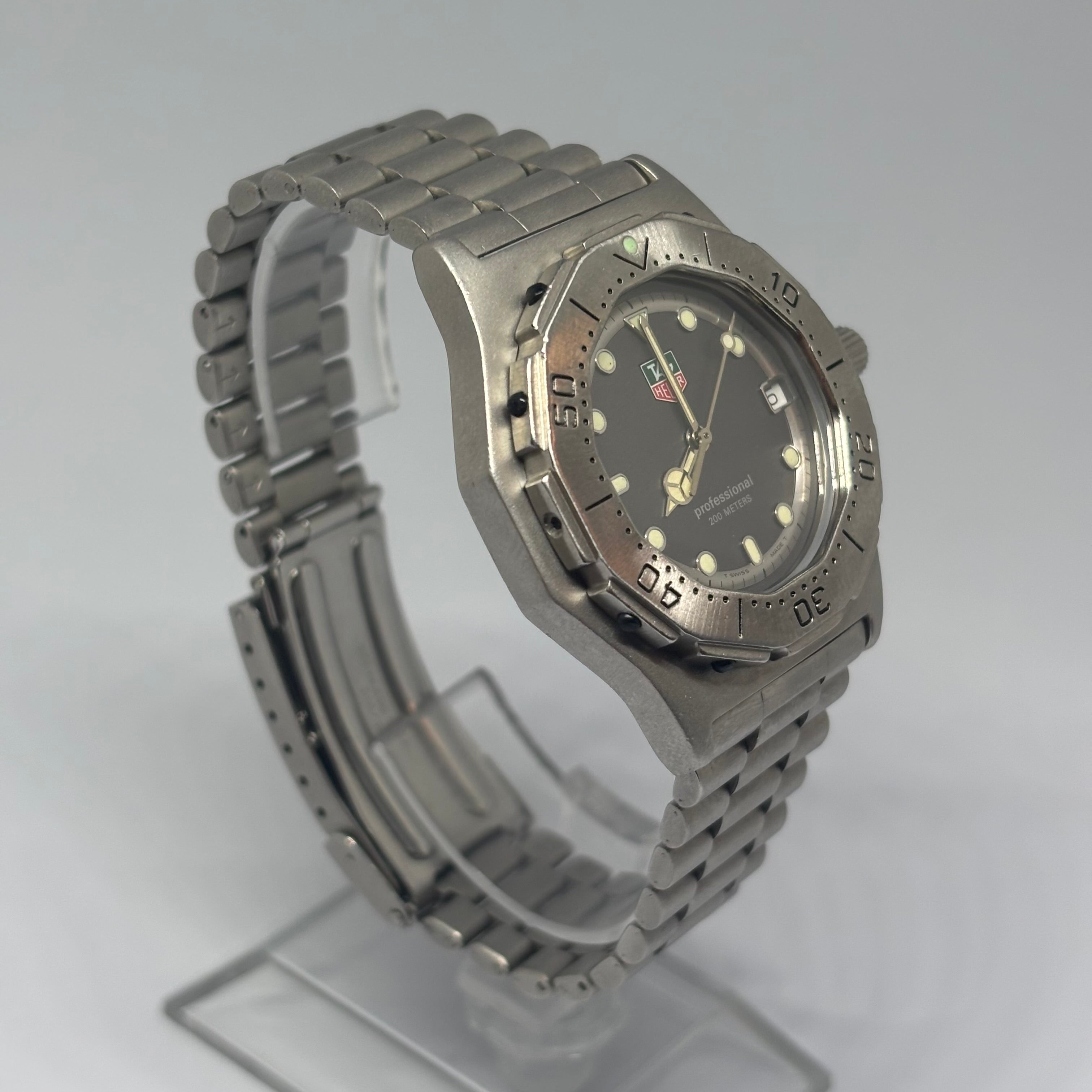 TAG Heuer 3000 Professional - 932.206 - Grey Dial - 38mm - c.1988–1990